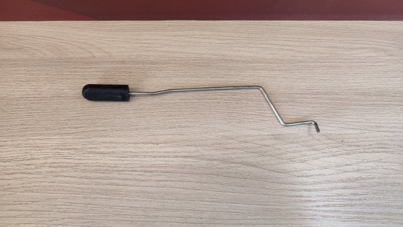 Тяга замка двери