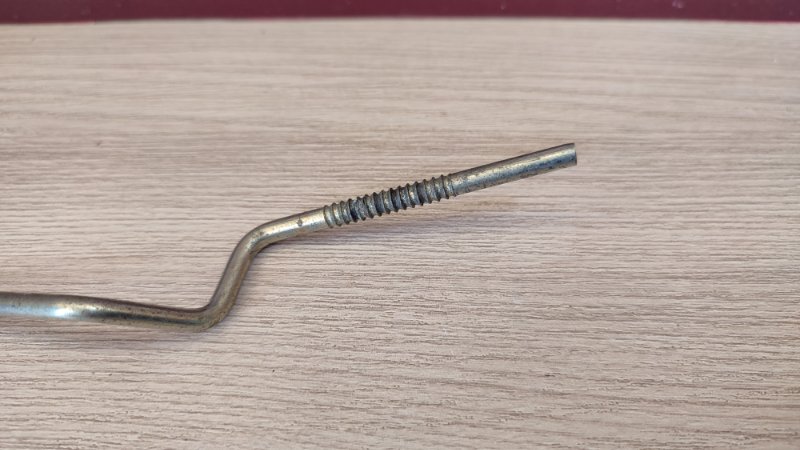 Тяга замка двери