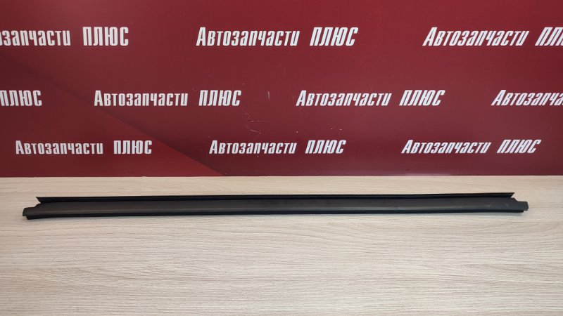 Уплотнитель стекла двери внутренний