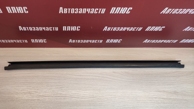 Уплотнитель стекла двери внутренний