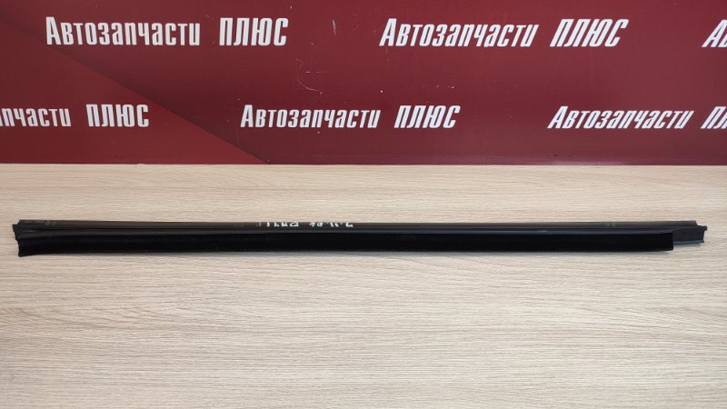 Уплотнитель стекла двери внутренний