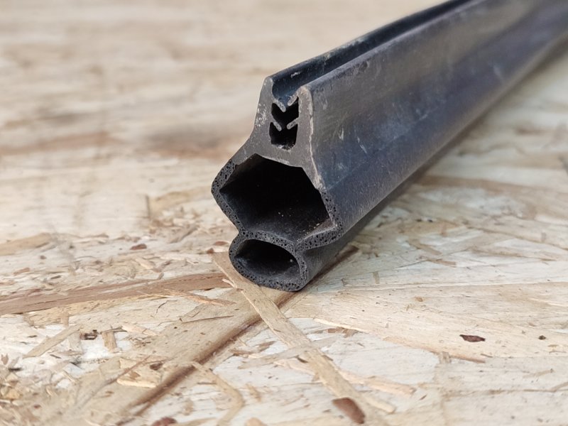 Уплотнитель жабо