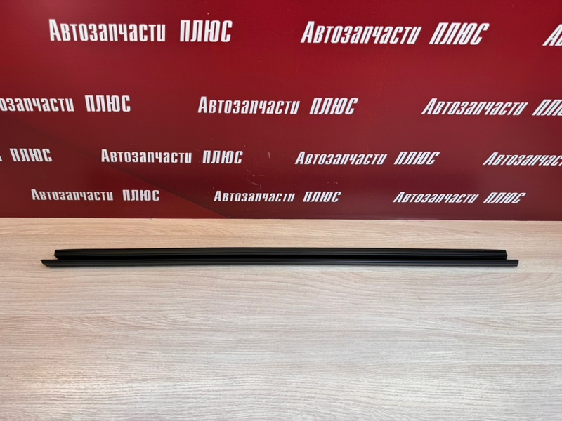 Уплотнитель стекла двери внутренний