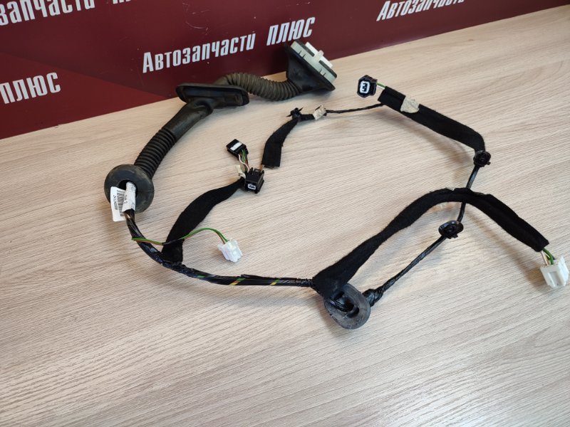 Проводка      двери