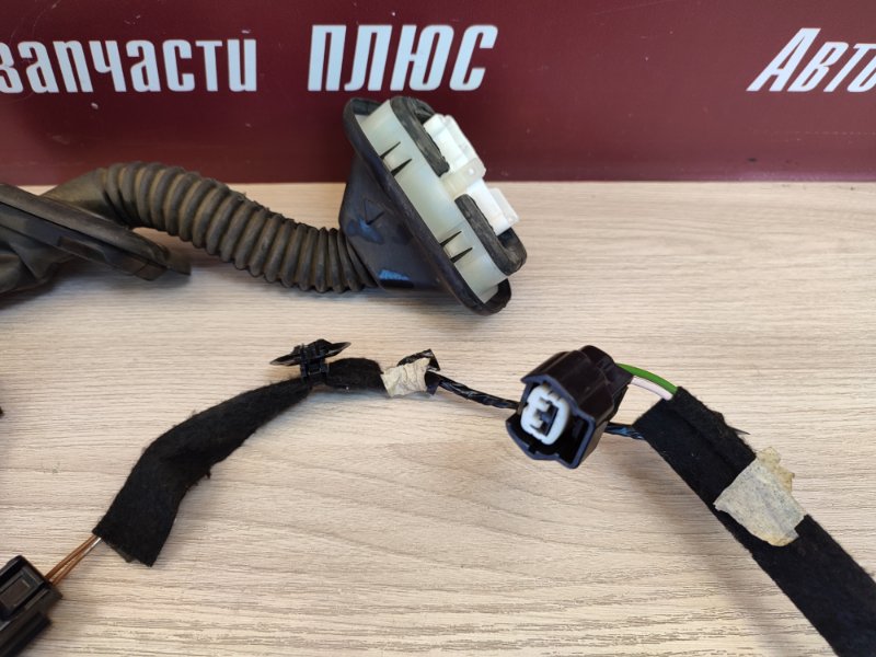 Проводка      двери