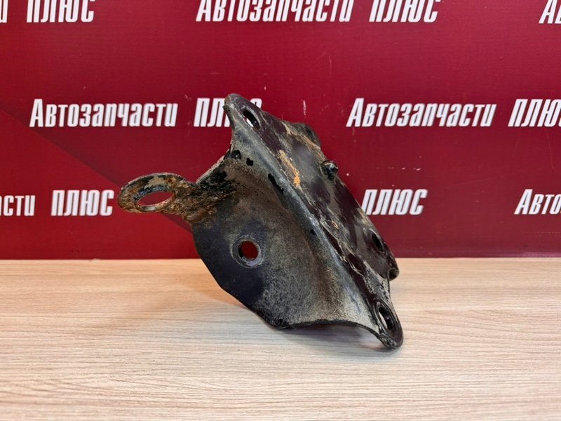 Кронштейн балки