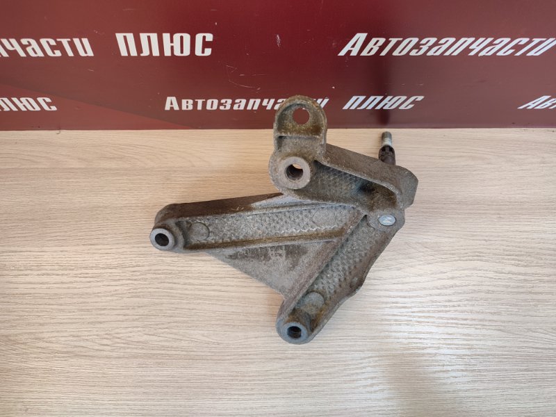 Кронштейн опоры кпп