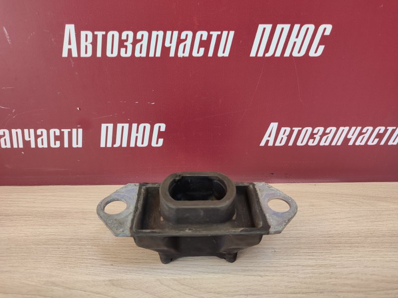 Опора двигателя