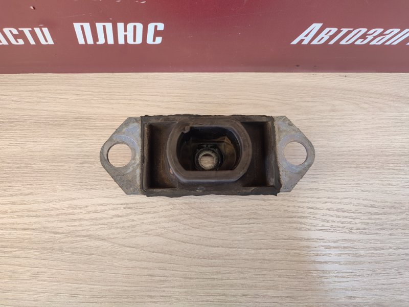 Опора двигателя