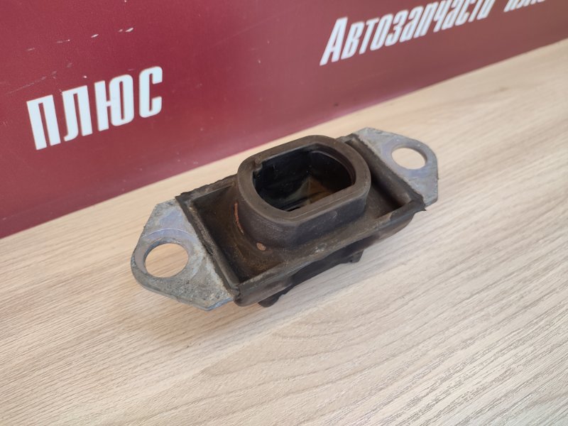 Опора двигателя