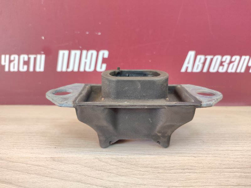 Опора двигателя