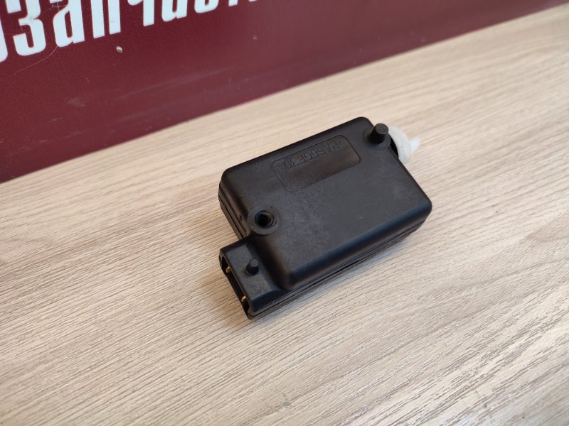 Привод замка багажника