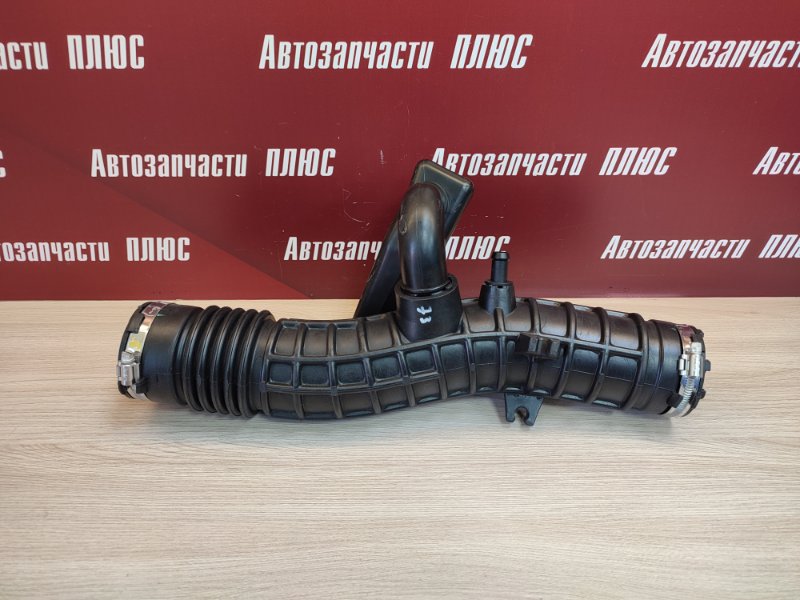 Патрубок воздушного фильтра
