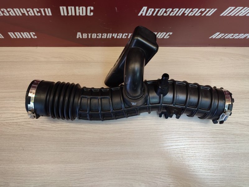 Патрубок воздушного фильтра