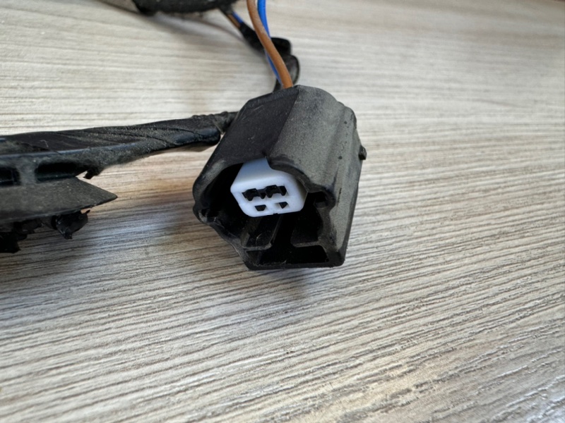 Проводка      двери