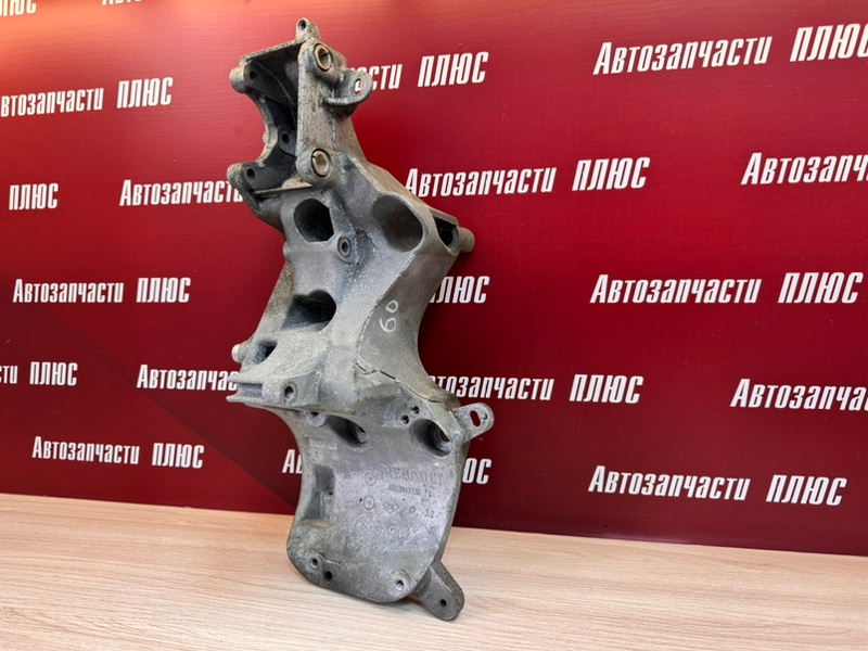 Кронштейн генератора