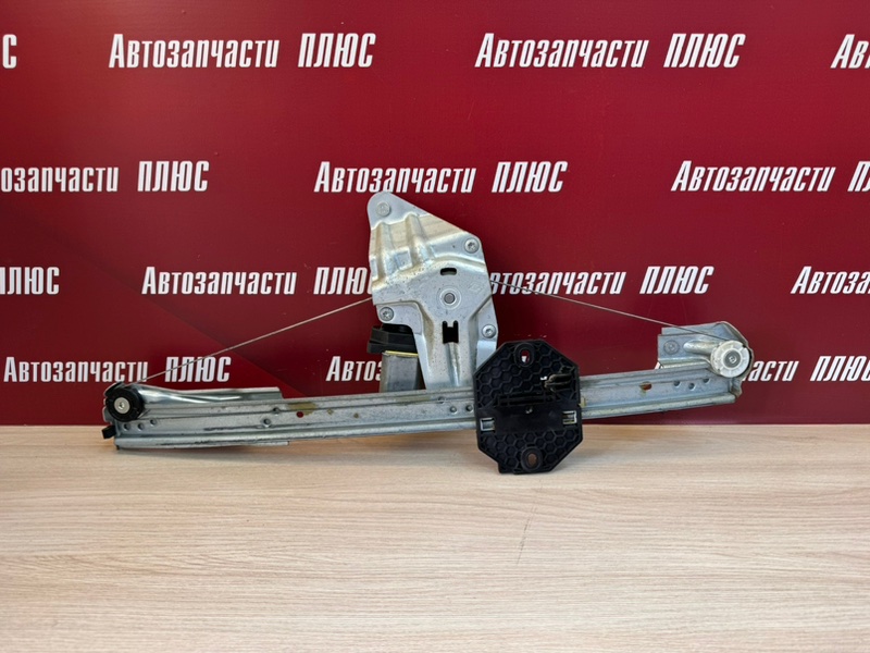 Стеклоподъемник    двери