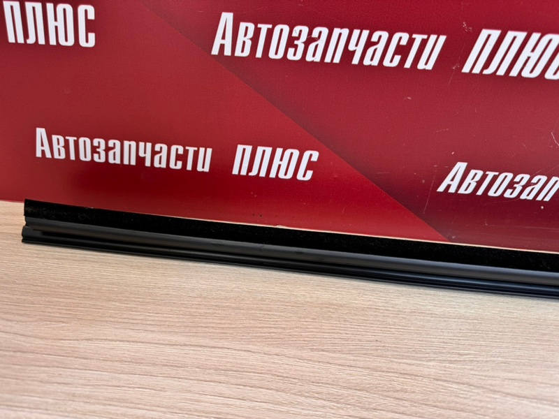 Уплотнитель стекла двери внутренний