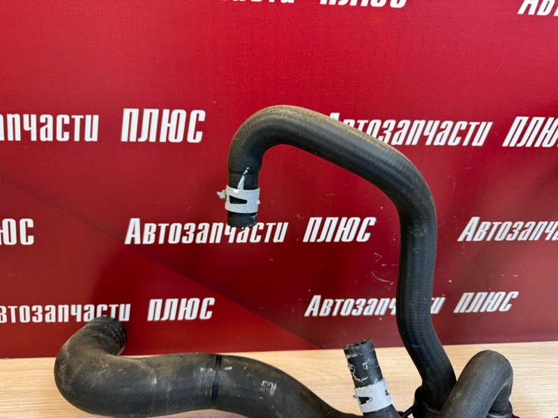 Патрубок радиатора