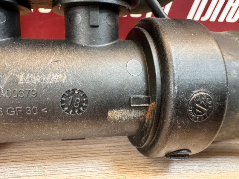 Патрубок радиатора