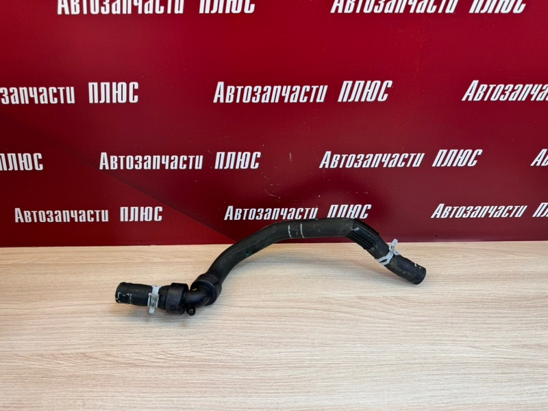 Патрубок радиатора