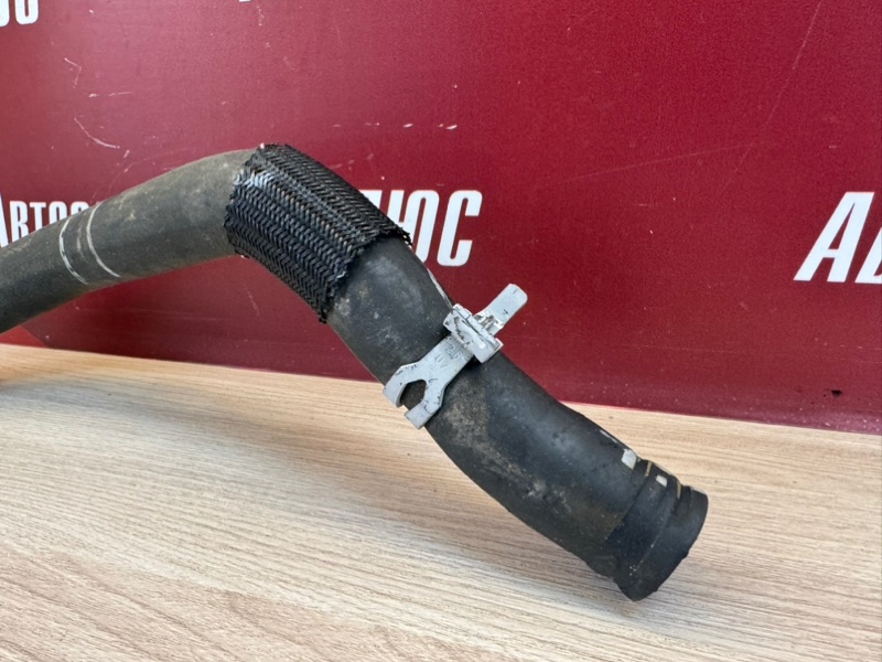 Патрубок радиатора