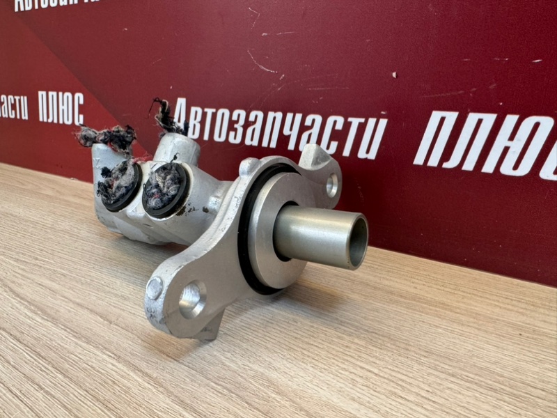 Главный тормозной цилиндр