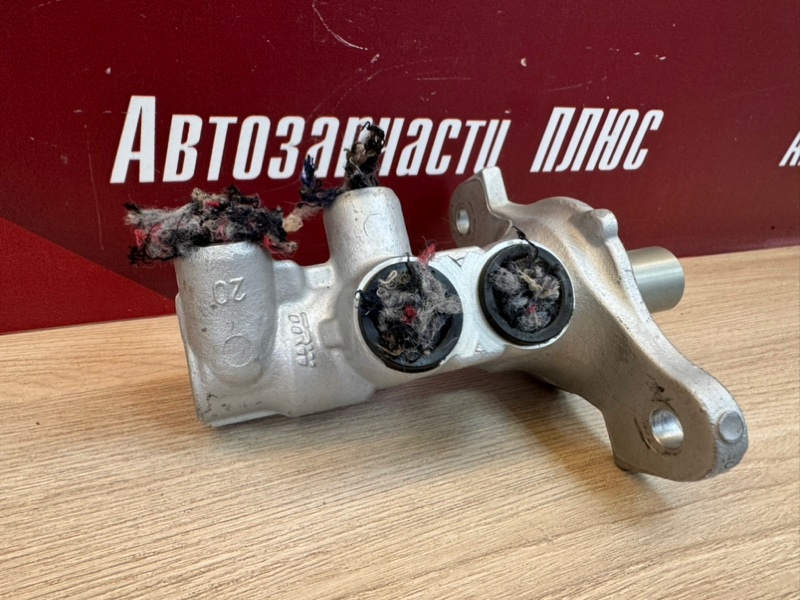 Главный тормозной цилиндр