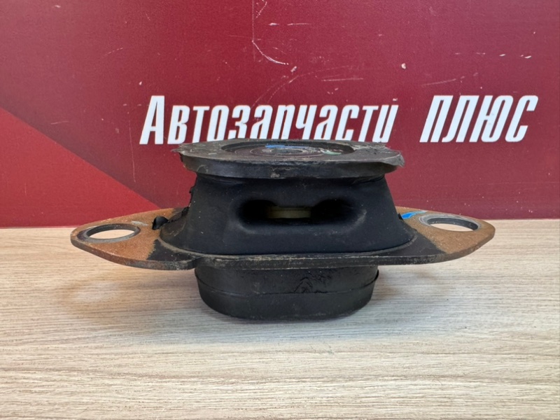 Опора двигателя