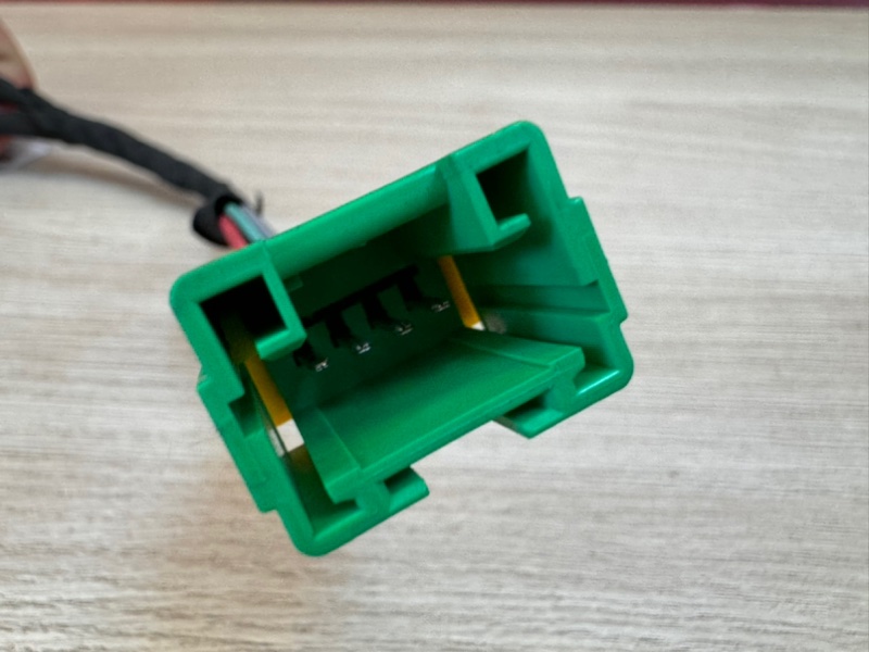 Проводка кнопки обогрева сиденья