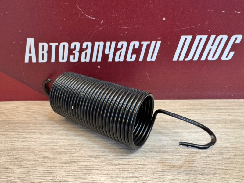 Пружина крышки багажника