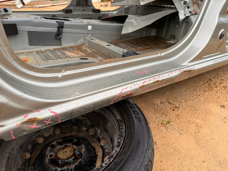 Боковина кузова