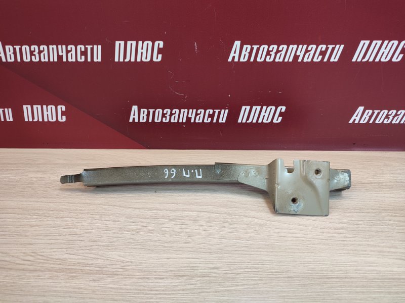 Направляющая стекла двери