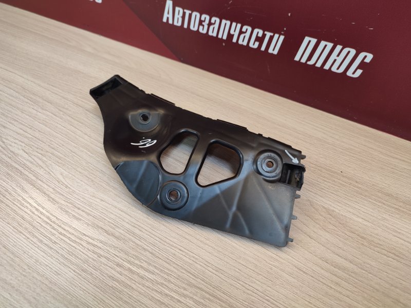 Кронштейн бампера