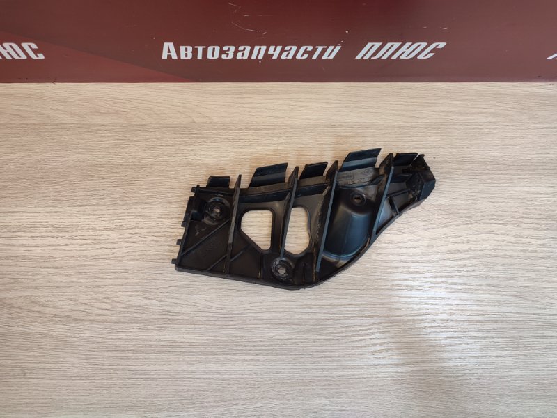 Кронштейн бампера