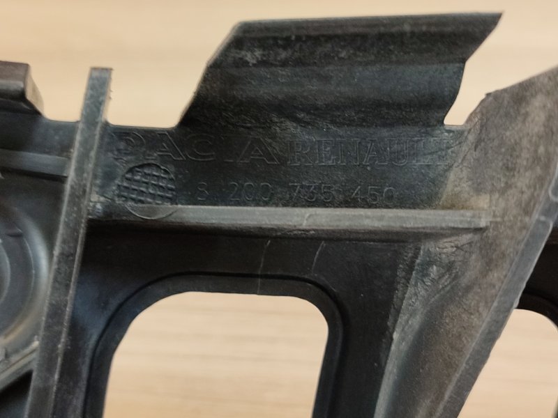 Кронштейн бампера