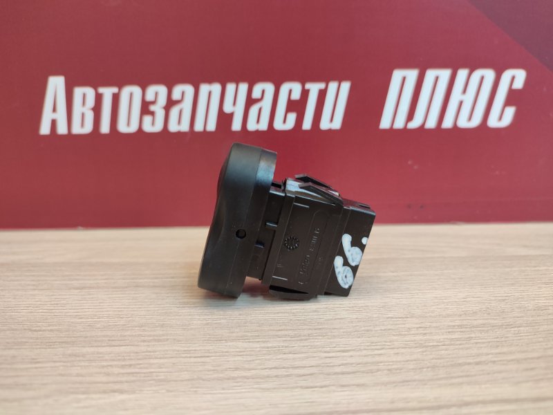 Кнопка блокировки дверей