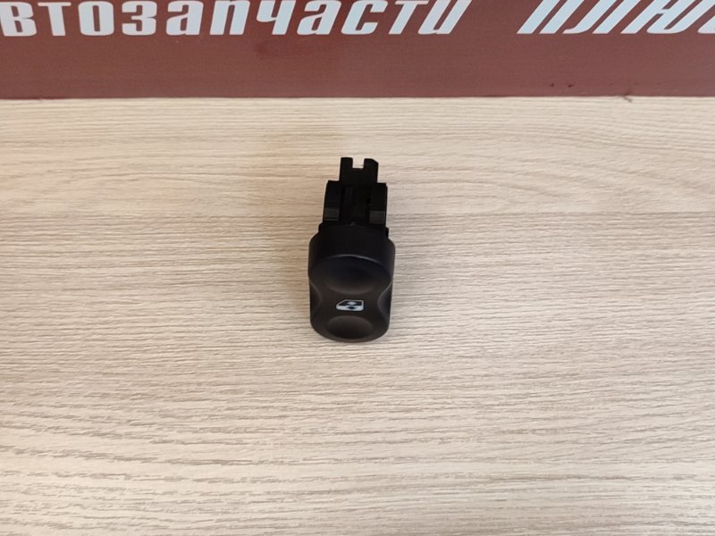 Кнопка стеклоподъемника