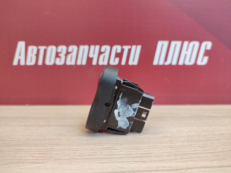 Кнопка стеклоподъемника