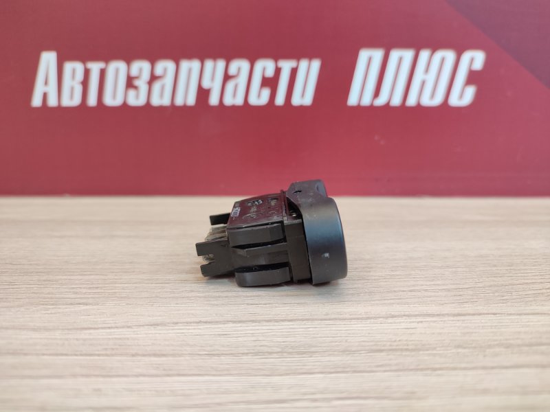 Кнопка стеклоподъемника