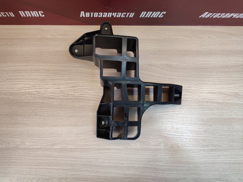 Кронштейн бампера