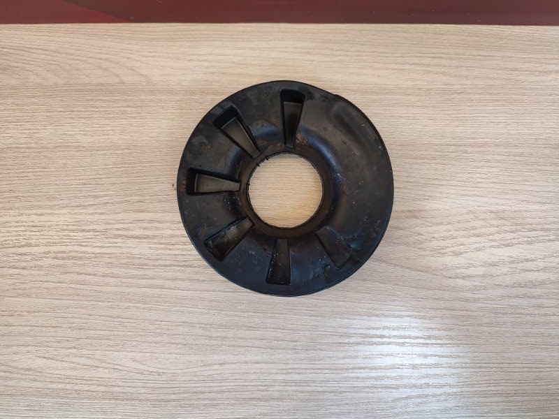 Верхняя опора    пружины