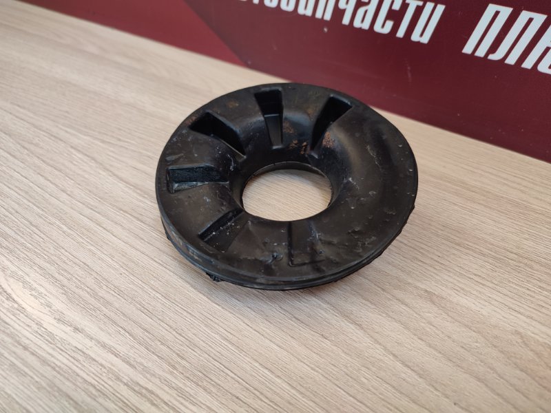 Верхняя опора    пружины