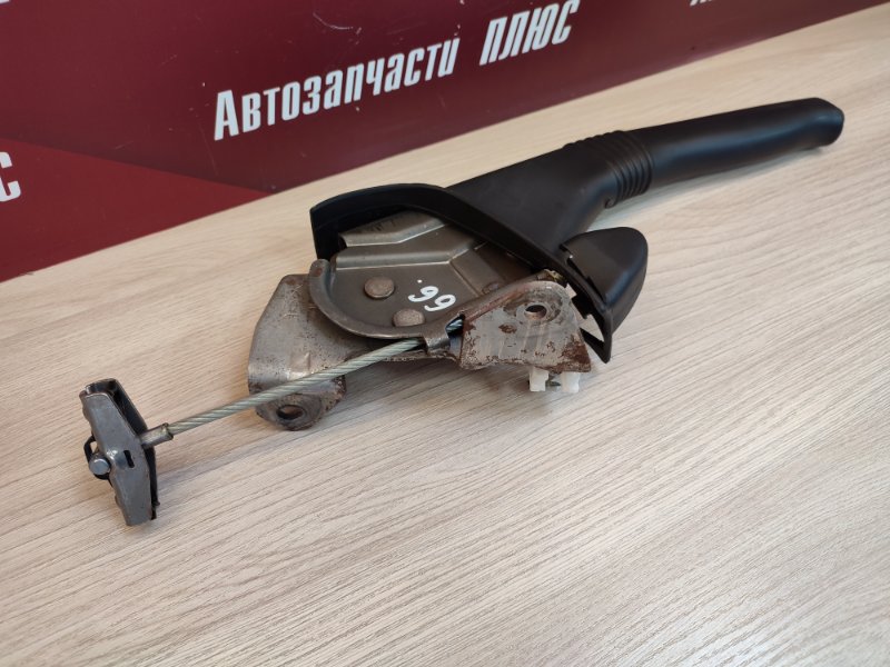 Рычаг стояночного тормоза