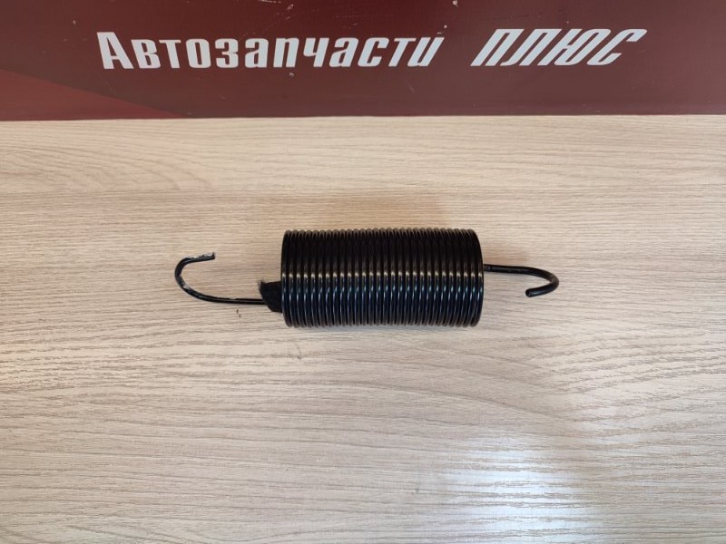 Пружина крышки багажника