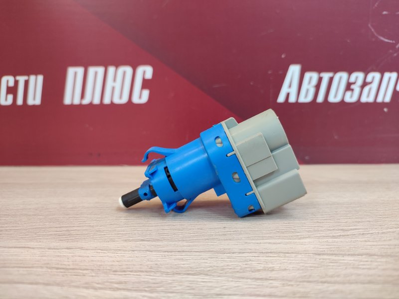 Датчик педали тормоза