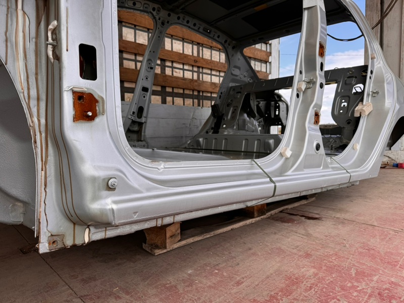 средняя стойка