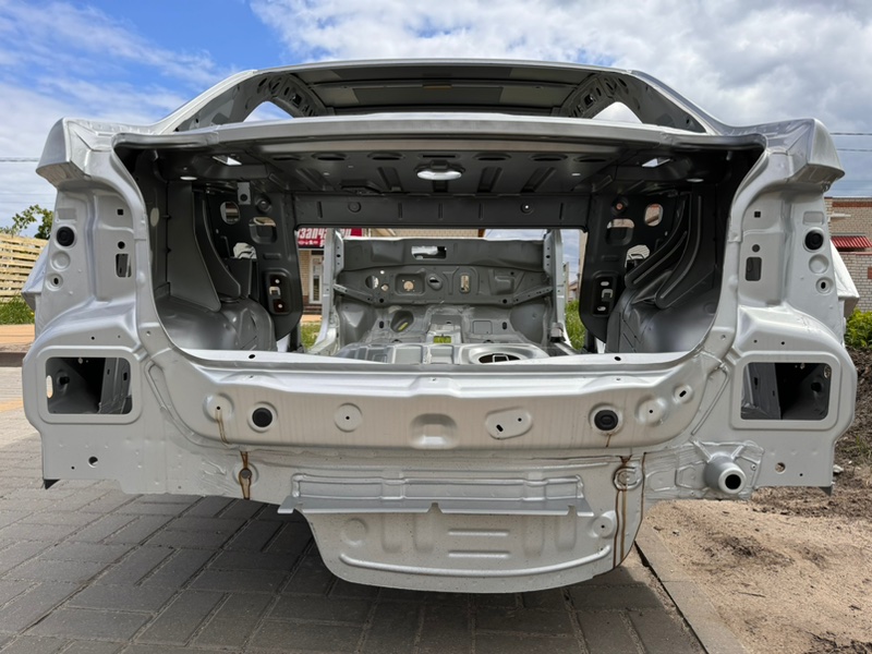 Задняя часть кузова