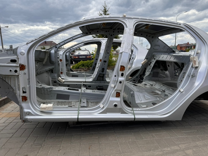 средняя стойка