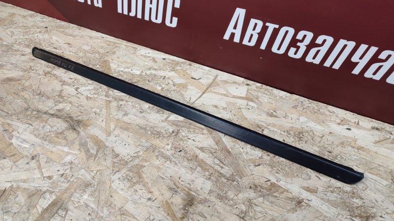 Уплотнитель стекла двери внешний